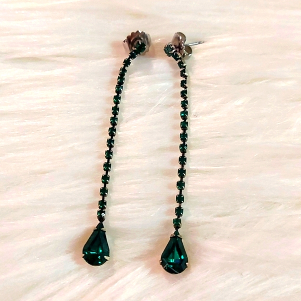 Tears drop earrings